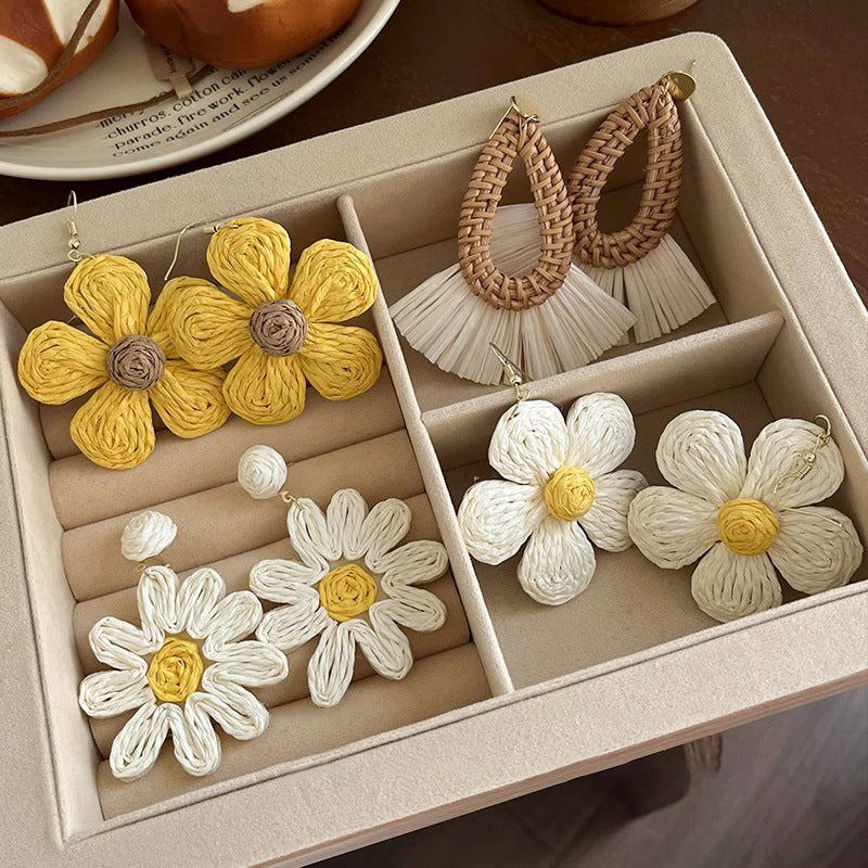 Summer Straw Woven Daisy Earrings